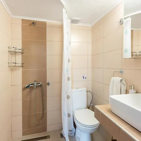 Stylish Bedsit Getaway At Kriopighi 度假居 克里皮吉