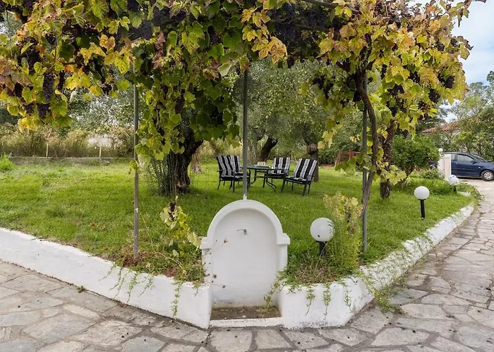 Ferienhaus Stylish Bedsit Getaway At Kriopighi *