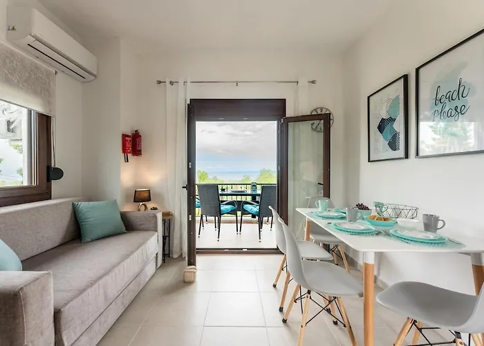 Stylish Bedsit Getaway At Kriopighi Kriopigi